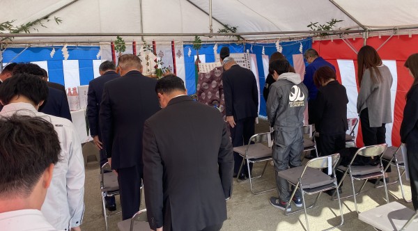 本社物流センター建設に向けた地鎮祭を執り行いました